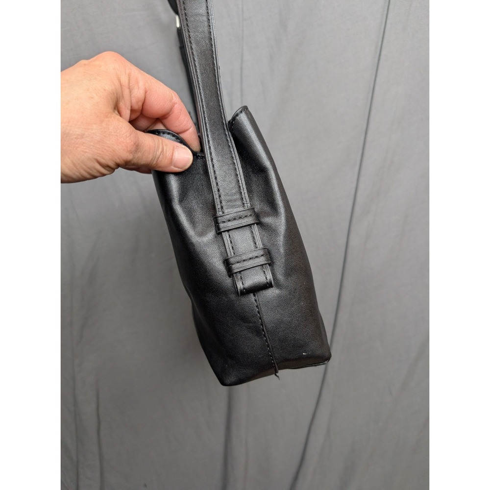 Calvin Klein‎ Jeans Ultralight Camera/Shoulder Bag - Picture 9 of 13